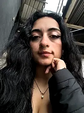 Lila Desiree online show from July 2026 04:46:02 PM