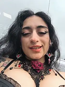 Lila Desiree online show from July 2026 03:18:02 PM
