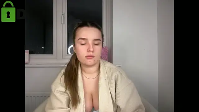 maisiesmithx online show from February 2026 10:03:02 PM