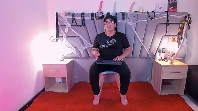 Vale n Matt online show from October 2025 03:42:02 AM