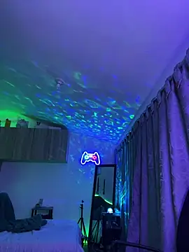 sue   0 online show from February 2025 04:56:02 AM