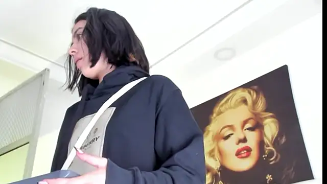 Antonella Fontanna online show from March 2025 04:37:02 AM