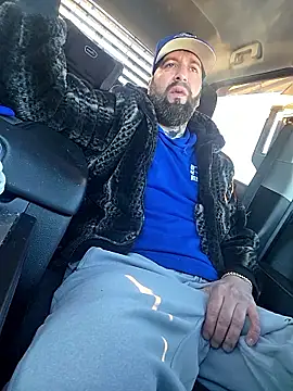 Beardedtattood online show from February 2026 01:20:02 PM