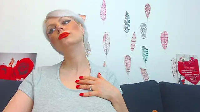 ForeverBarbie  online show from September 2025 11:26:01 PM