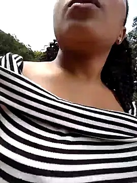 Snapshot of SEXIEST-BADDIE chatting on January 2025 11:48:02 AM SEXIEST-BADDIE online show from January 2025 11:48:02 AM