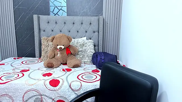 Snapshot of Susieeve chatting on September 2025 08:32:02 PM Susieeve online show from September 2025 08:32:02 PM