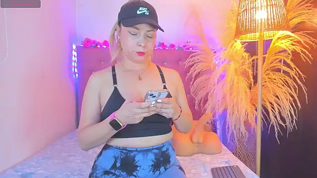  sexybunny  online show from April 2026 05:10:01 AM