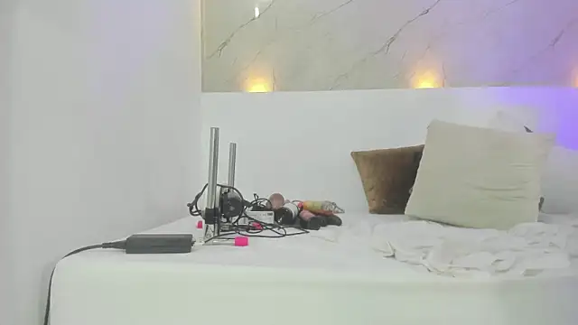 Snapshot of Sofii_Cooper1 chatting on January 2025 10:08:01 AM Sofii Cooper1 online show from January 2025 10:08:01 AM