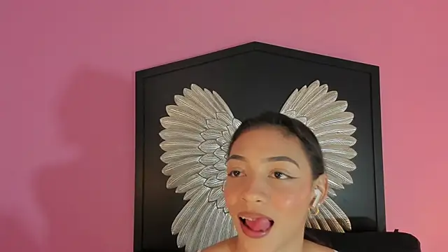 lupeebony online show from July 2026 07:40:02 PM