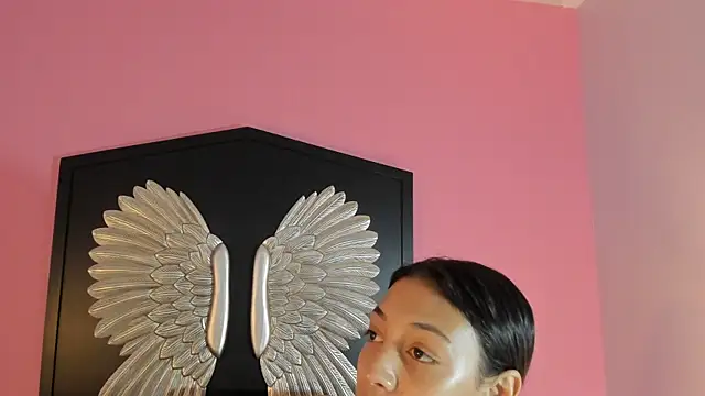 lupeebony online show from July 2026 07:15:02 PM