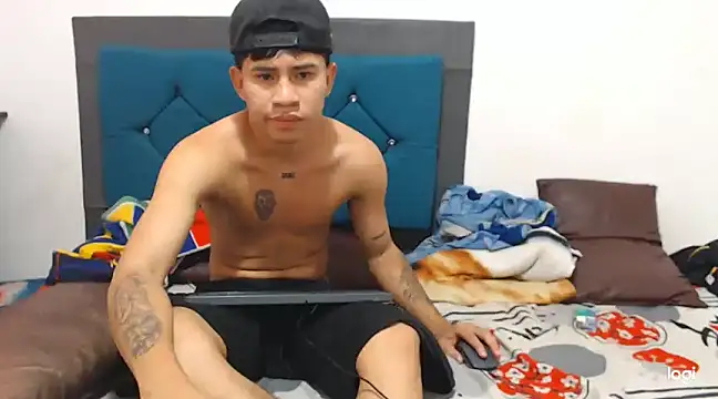 Snapshot of jaycolinss chatting on March 2025 07:49:02 PM jaycolinss online show from March 2025 07:49:02 PM