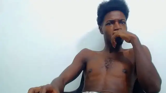 Snapshot of jaycolinss chatting on October 2025 12:37:02 PM jaycolinss online show from October 2025 12:37:02 PM