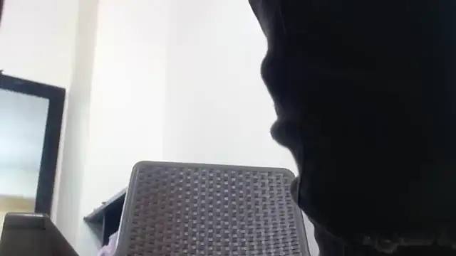 Snapshot of jaycolinss chatting on October 2025 12:38:01 PM jaycolinss online show from October 2025 12:38:01 PM