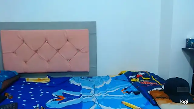 jaycolinss online show from April 2026 05:41:01 AM