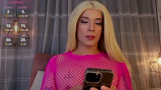 Snapshot of Nyx__Blackwood chatting on February 2026 03:43:01 AM Nyx Blackwood online show from February 2026 03:43:01 AM