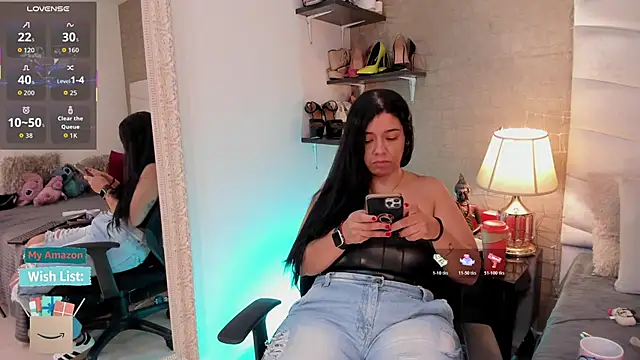 Snapshot of Mariana_c1 chatting on May 2026 03:08:02 PM Mariana c1 online show from May 2026 03:08:02 PM