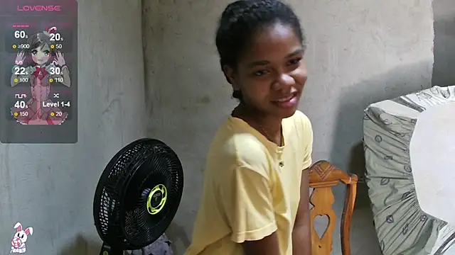 Snapshot of Luciia_cute chatting on February 2026 02:58:02 PM Luciia cute online show from February 2026 02:58:02 PM