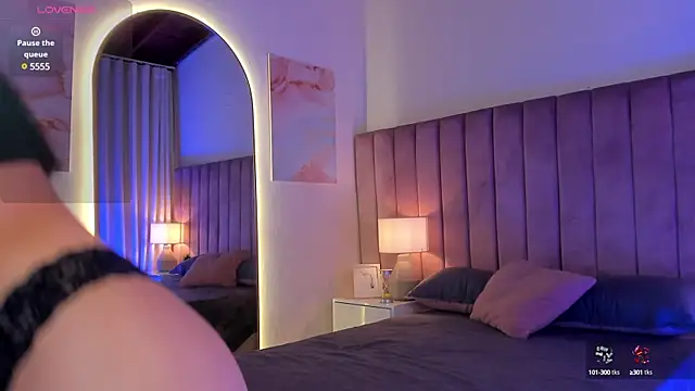 SweetGirl       online show from February 2025 01:15:01 AM