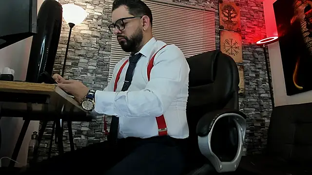 Ethan Castellano online show from June 2026 11:24:02 PM