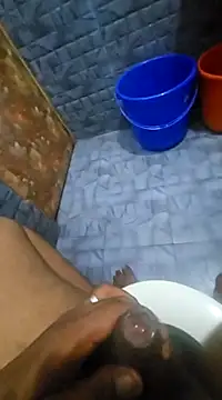 Snapshot of Mallu_ajanraj143 chatting on February 2025 08:36:01 PM Mallu ajanraj143 online show from February 2025 08:36:01 PM