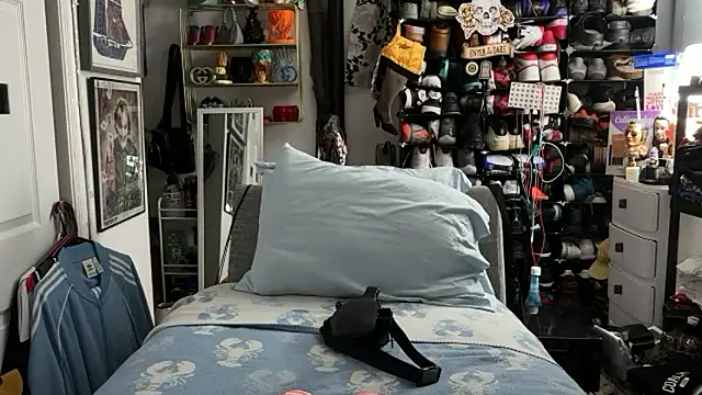 joeytatts66 online show from January 2026 03:23:01 AM