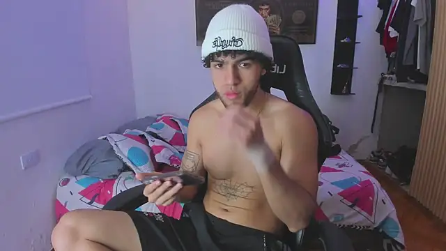daddy jhons online show from May 2026 06:03:01 PM