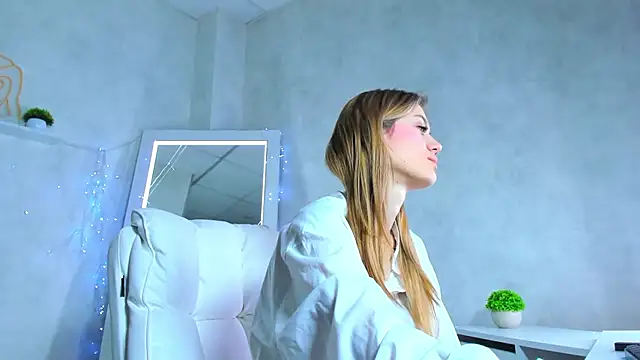 Cherry Price online show from March 2025 11:05:01 PM