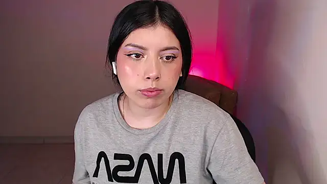 Snapshot of iam_emy chatting on March 2026 01:55:01 AM iam emy online show from March 2026 01:55:01 AM