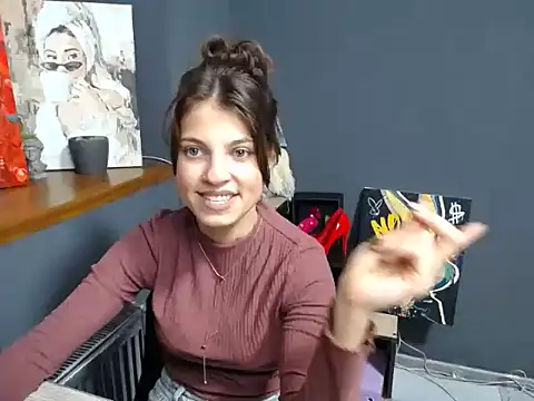 Snapshot of felicity_gold chatting on September 2025 06:27:02 AM felicity gold online show from September 2025 06:27:02 AM