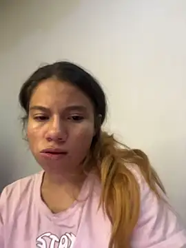 Naomi991 online show from November 2025 05:45:02 PM