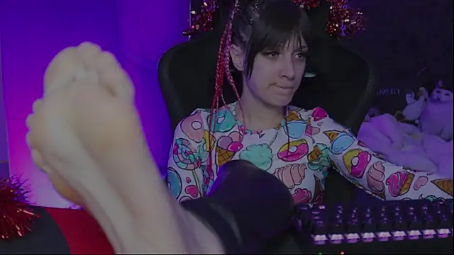 Snapshot of Kathleen_Meow chatting on January 2025 09:31:01 PM Kathleen Meow online show from January 2025 09:31:01 PM