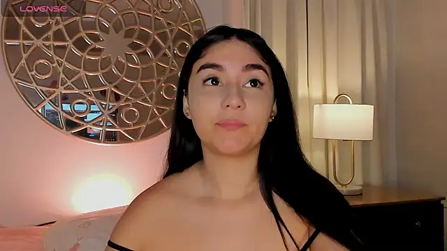 Snapshot of Belliinda_21 chatting on February 2026 07:15:01 PM Belliinda 21 online show from February 2026 07:15:01 PM