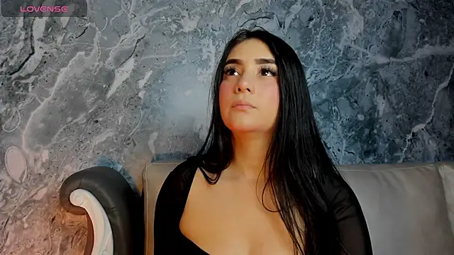 Snapshot of Belliinda_21 chatting on April 2026 07:16:02 PM Belliinda 21 online show from April 2026 07:16:02 PM