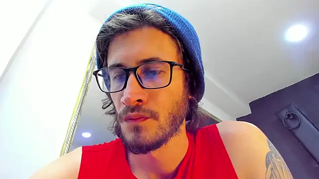 Loggan donnelly online show from March 2025 11:21:02 PM