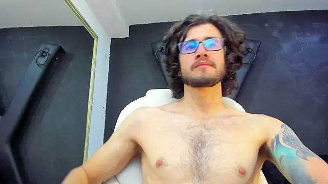 Loggan donnelly online show from March 2025 02:25:02 AM