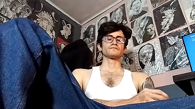 Loggan donnelly online show from February 2026 08:56:02 PM