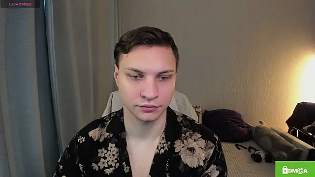 handsome guy01 online show from June 2026 04:46:01 PM