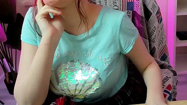 CarolGiggly online show from May 2026 09:06:01 AM