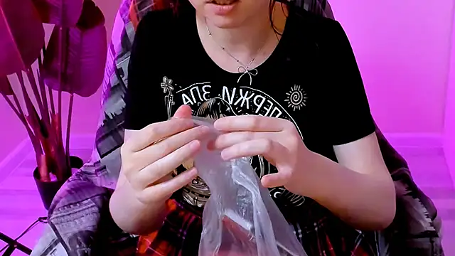 CarolGiggly online show from July 2026 01:34:01 AM