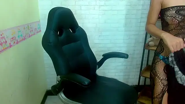 Angelica Sunn online show from December 2024 07:43:01 PM