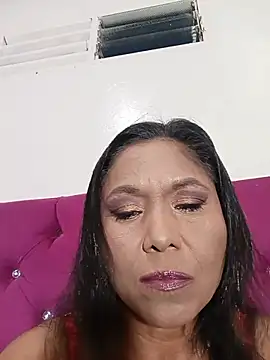 tiffany Bitch online show from May 2026 11:21:01 PM