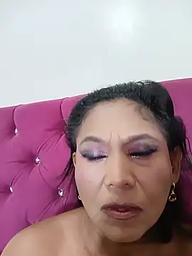 tiffany Bitch online show from June 2026 12:39:02 AM