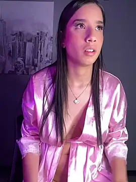 Snapshot of Praga_Pink chatting on December 2024 11:45:01 PM Praga Pink online show from December 2024 11:45:01 PM