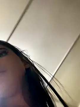 Snapshot of Praga_Pink chatting on December 2024 03:43:01 AM Praga Pink online show from December 2024 03:43:01 AM