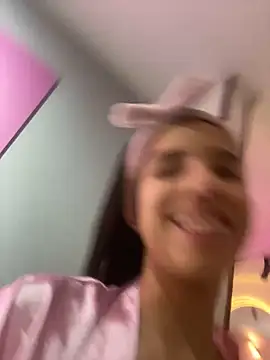 Snapshot of Praga_Pink chatting on December 2024 01:26:01 AM Praga Pink online show from December 2024 01:26:01 AM