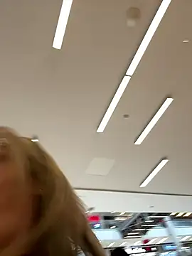 Snapshot of Aligoldbottom chatting on December 2024 08:18:01 PM Aligoldbottom online show from December 2024 08:18:01 PM