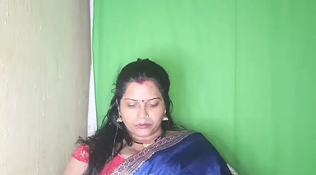 Snapshot of mamoni91 chatting on January 2025 05:09:01 PM mamoni91 online show from January 2025 05:09:01 PM