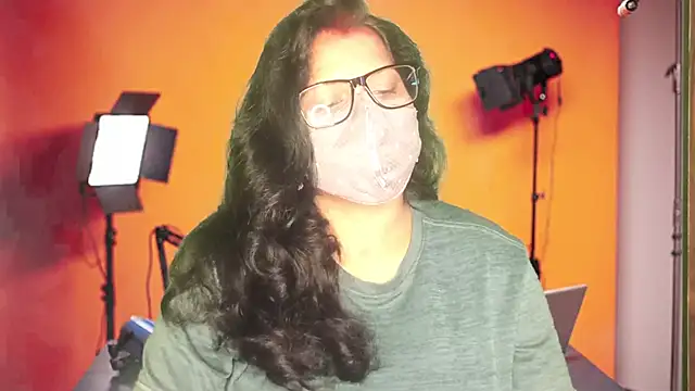 Snapshot of mamoni91 chatting on October 2025 03:15:02 AM mamoni91 online show from October 2025 03:15:02 AM