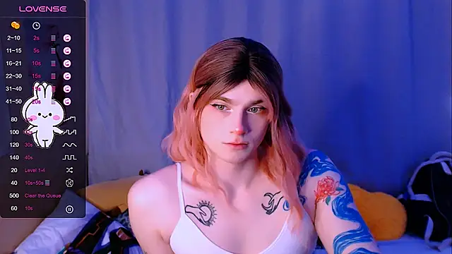 Alice Hells online show from November 2025 05:32:02 AM