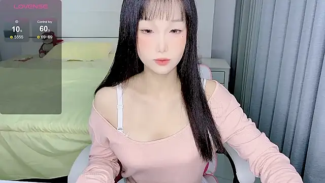 Snapshot of -Wendy__ chatting on December 2024 05:16:01 PM -Wendy online show from December 2024 05:16:01 PM